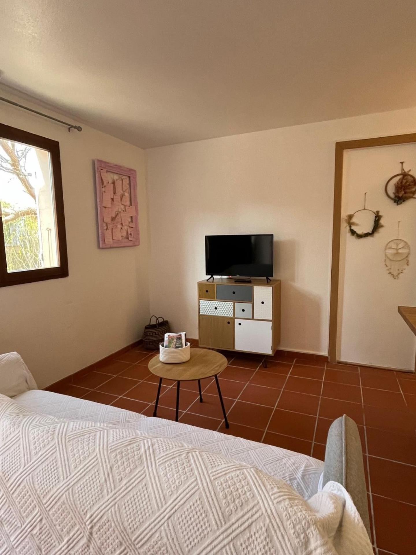 Cases Des Oliviers Habitación foto
